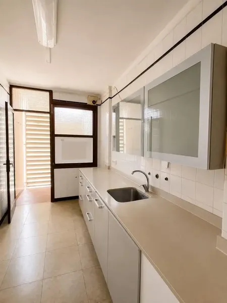AVS Properties presents this fantastic home located in Pere Garau, one of the most vibrant and best-connected neighborhoods in Palma, sur — photo 4