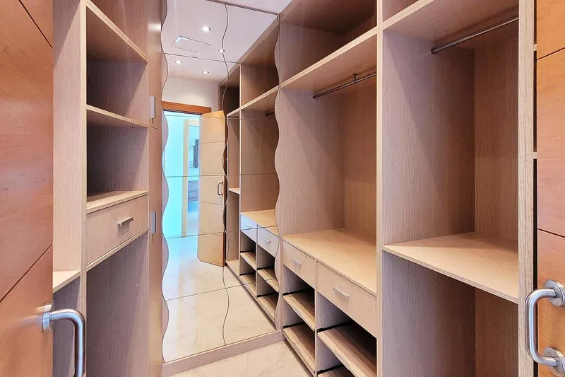 4-bedroom villa with stunning views for rent — photo 10