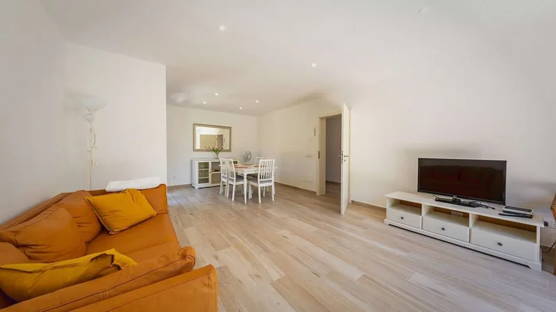 Natural stone chalet in Cap des Moro – with roof terrace and sea views — photo 11
