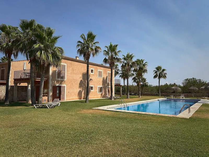 Finca-Hotel near Campos - Agroturismo with 26 units on about 11 hectares — photo 4