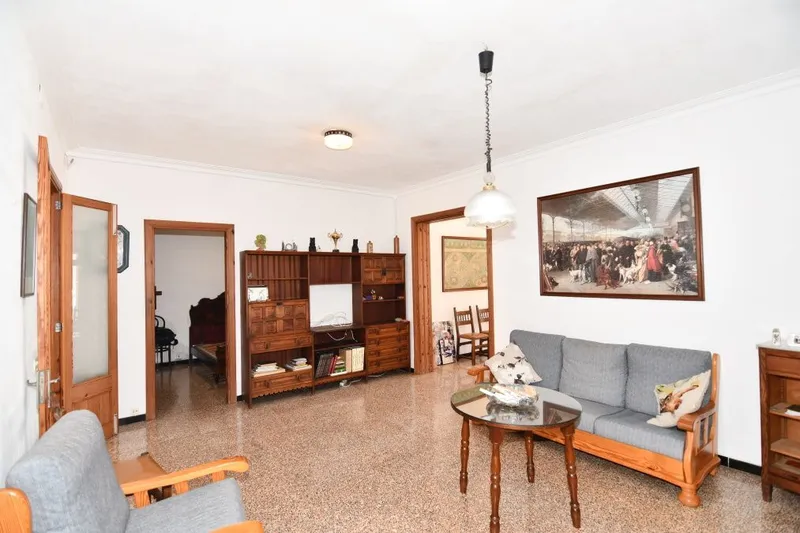 Town house with patio and possibilities of making an apartment on the first floor, in [...] — photo 5