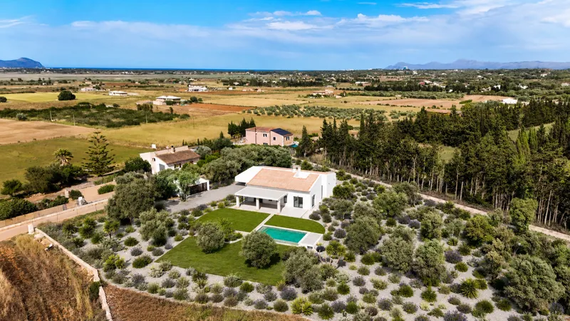 Detached Villa in Muro — photo 4
