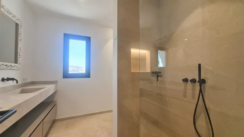 Property No. 1363 – Details — photo 10