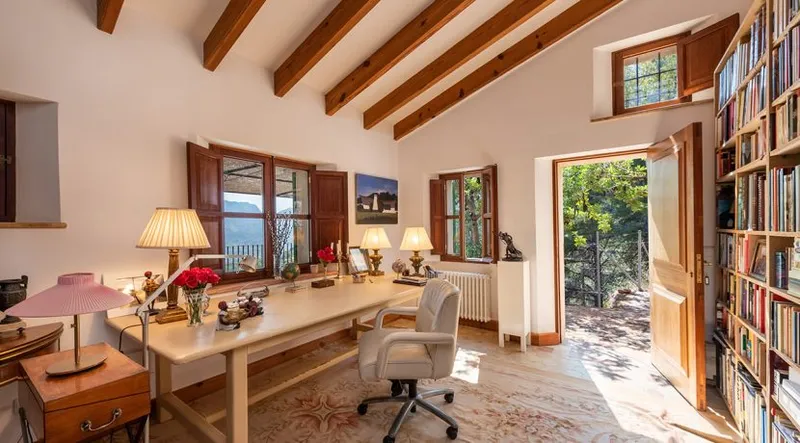 Exclusive Impressive Estate in Fornalutx with Unbeatable Views — photo 9