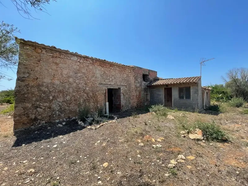 Unique opportunity! Large rustic estate of 304,031 m² for sale in the exclusive area of Cala Pi, ideal for agricultural operations or — photo 11
