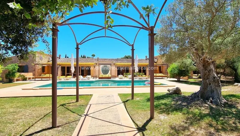 Rustic finca with tourist rental license in Canyamel!! — photo 4