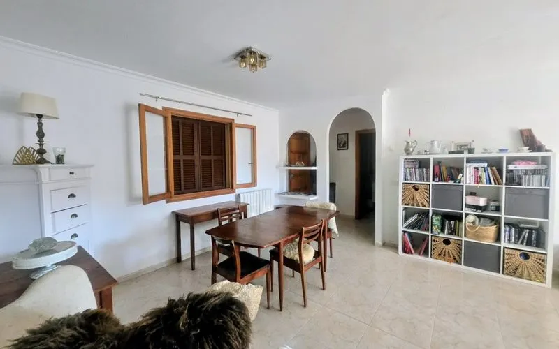 Spacious 3-bedroom apartment — photo 9