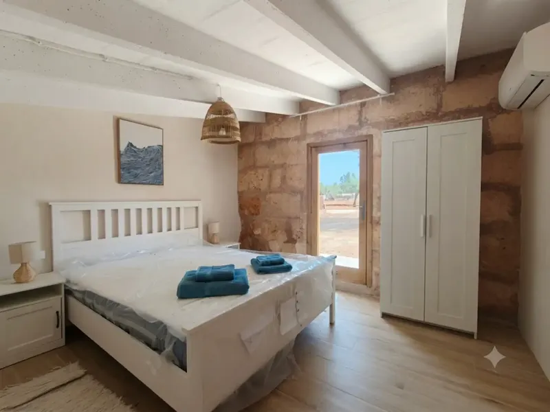Rustic house for rent. Recently renovated. Everything is new. Air conditioning in the house. Bedroom. Parking, large terrace. — photo 5