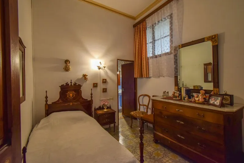 Spacious townhouse with garden near the center of Sóller — photo 9