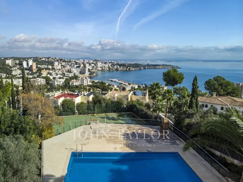 Villa for Sale in Cas Català — photo 1