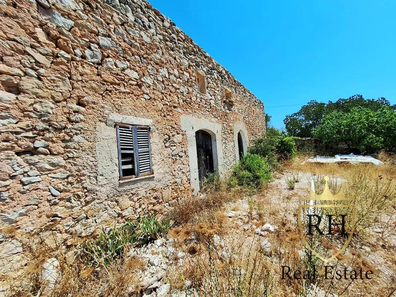 Farmhouse for sale in Son Servera of 141 m2 — photo 2