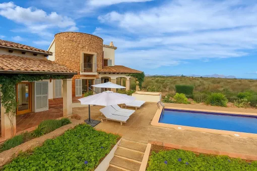 Santa Margalida: Stylish sea-view finca with pool, guest house and privacy in St. Margalida — photo 3