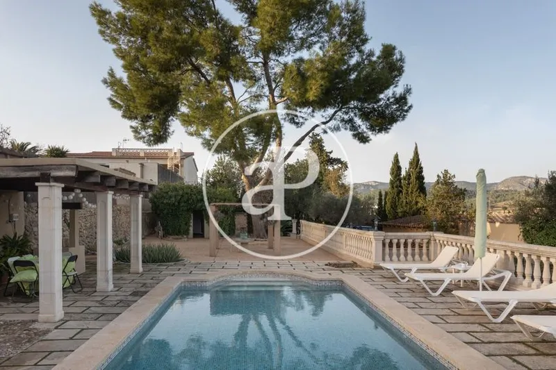 Detached house for sale in Calle de Pomar — photo 1