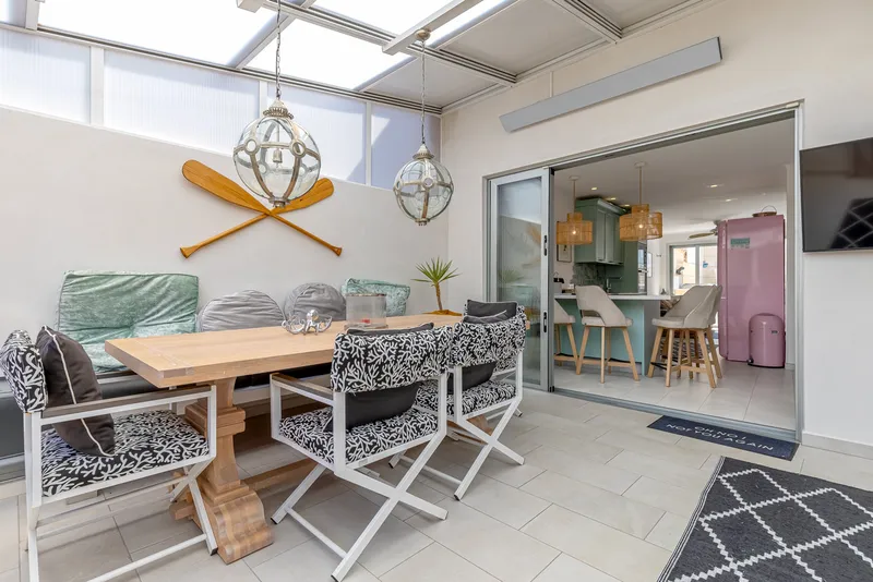 House in Cala Llombards - Jacuzzi on the spacious terrace — photo 6