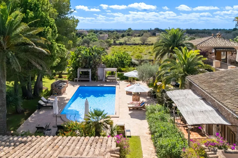 Historic estate with agroturismo license and vineyards near Porto Colom — photo 12