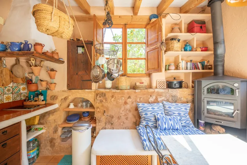 Peaceful Cottage with Village Views — photo 9