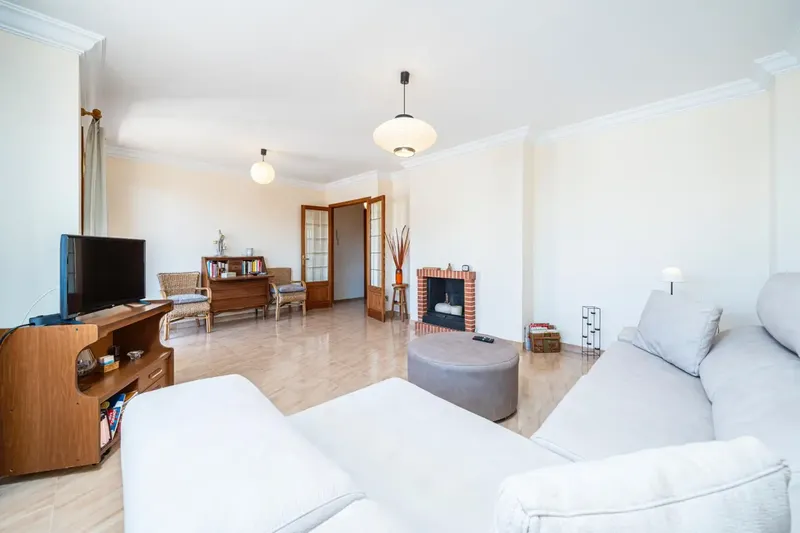 We present this bright third floor without elevator located in one of the most demanded areas of the east coast of Mallorca: Cala Millor. — photo 8