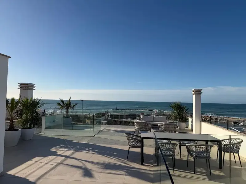 This elegant duplex penthouse is for sale in El Molinar, one of the most sought-after coastal neighborhoods in Mallorca, with an ideal location — photo 5