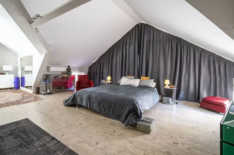Located in the center of one of the most luxurious ports in Mallorca, we present this fabulous penthouse in Puerto Andratx. The spacious property — photo 11