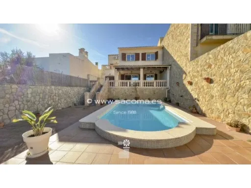 Fabulous house with pool, heating and fireplace House 3 bedrooms, Triplex — photo 1