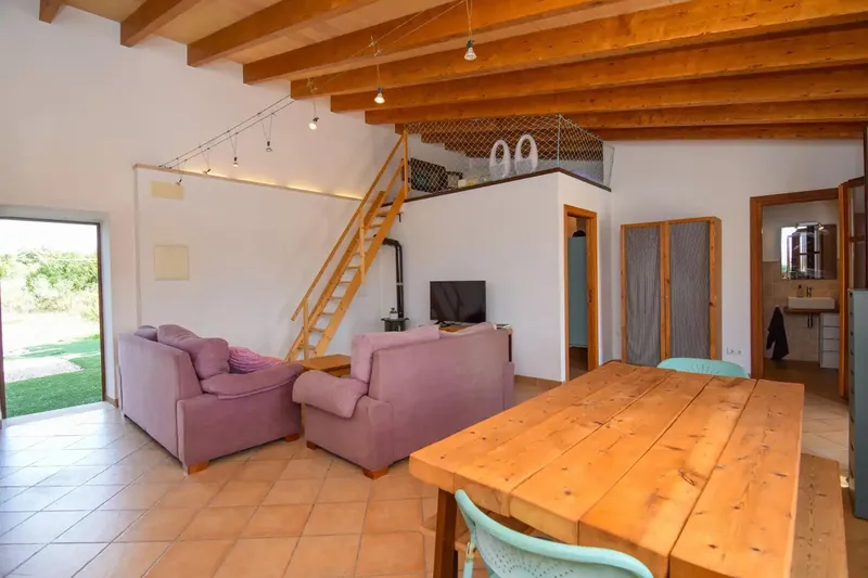 Available from October 2026 to May 2027 (both months included), this charming country house is located just 10 minutes from the center — photo 7