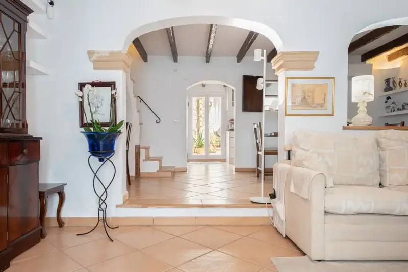 Charming house for sale in Pollensa located in the heart of the city, a short drive from the golden sands of Puerto — photo 4