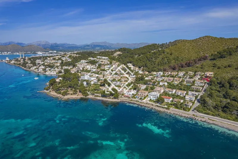 Rustic plot with basic project and building licence for sale in Alcúdia, Mallorca. — photo 10