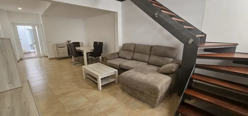 Este precioso y moderno dúplex combina confort y funcionalidad, siendo sus principales características. — photo 1