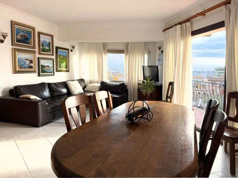 94m² penthouse with 4 rooms, bathroom & panoramic view for sale — photo 2