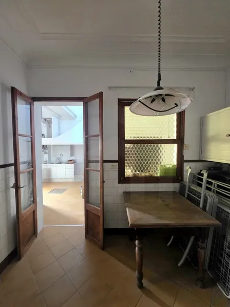 Ground floor in Arxiduc — photo 4
