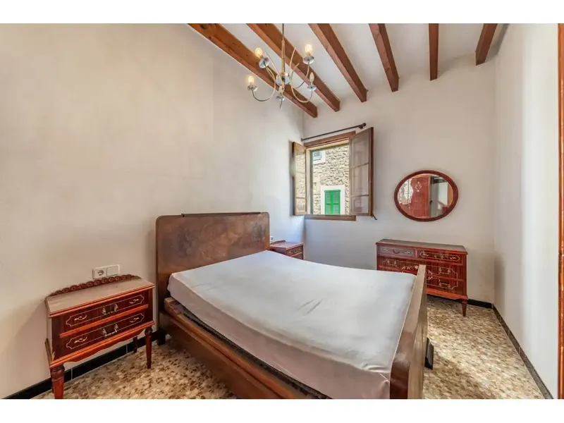 Village house with large garden, views and building plot in the charming village of Selva — photo 10