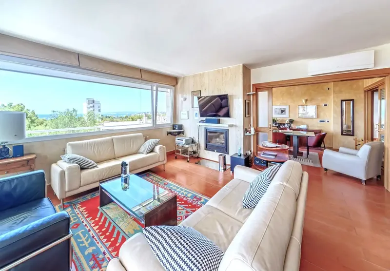 This exclusive penthouse is located in Bonanova, one of the most prestigious areas of Palma, known for its tranquility, beauty and proximity — photo 3