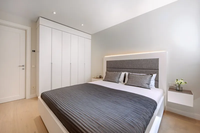 Modern, luxurious apartment for sale in the heart of Puerto de Andratx — photo 9