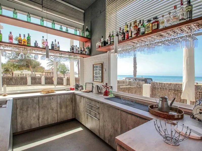 Dream villa in first sea line — photo 10