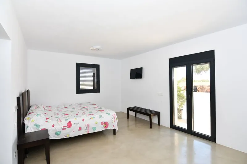 Country house with 2 swimming pools on a quiet plot on the outskirts of Campos — photo 7