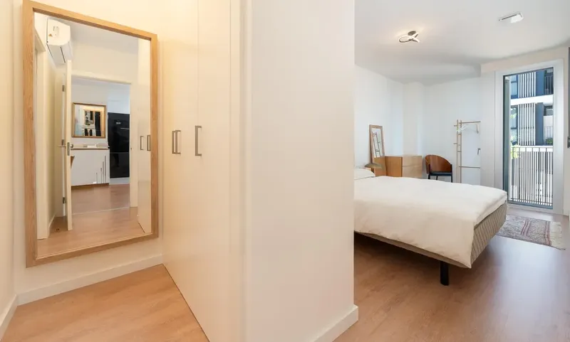 Modern semi-new apartment in Nou Llevant with 1 bedroom — photo 6