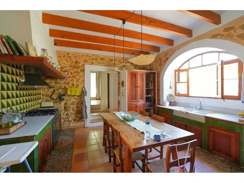 Spectacular rustic estate for sale in Vilafranca de Bonany, Es Puig area, approx. 13,024 m², with country house and annexes built — photo 6