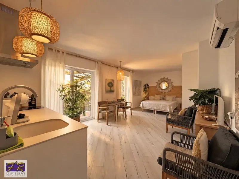 A home with two independent spaces 200 meters from Puerto de Alcúdia beach — photo 3