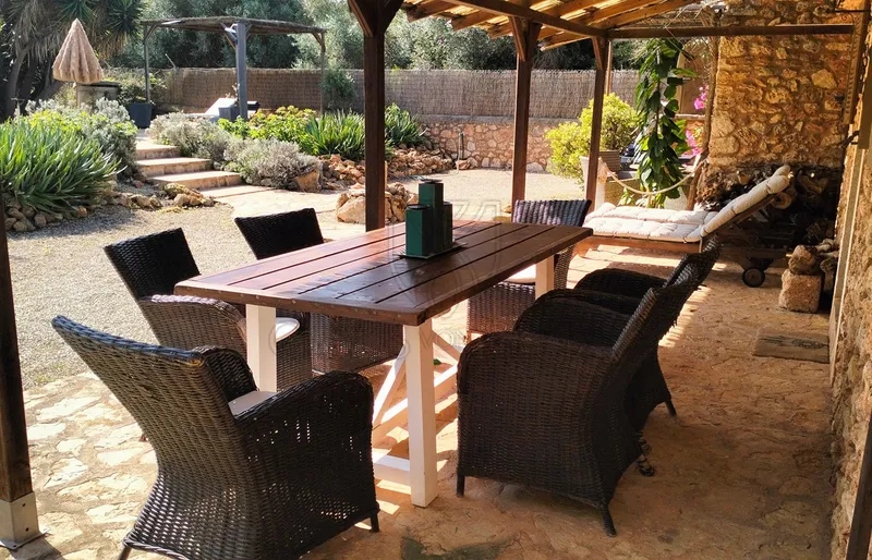 Porreres – Rural estate with holiday rental license (ETV) and vineyards — photo 4