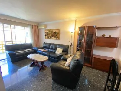 Flat - Palma de Mallorca (Arxiduc), Built Surface 111m², 4 Bedrooms, 2 Bathrooms, Lift — photo 1