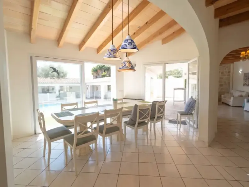 Discover this spectacular luxury finca with guest house in Llucmajor, located in one of the quietest and most authentic areas of the south — photo 7