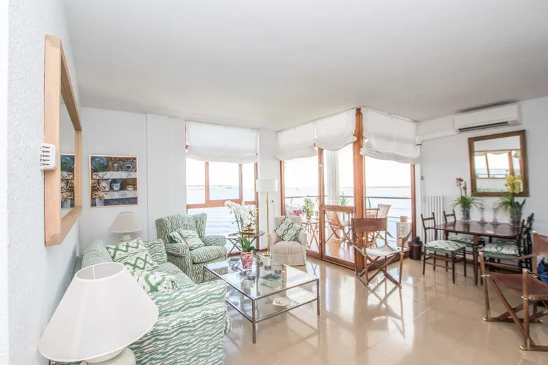 Nice first line apartment in Illetas — photo 6
