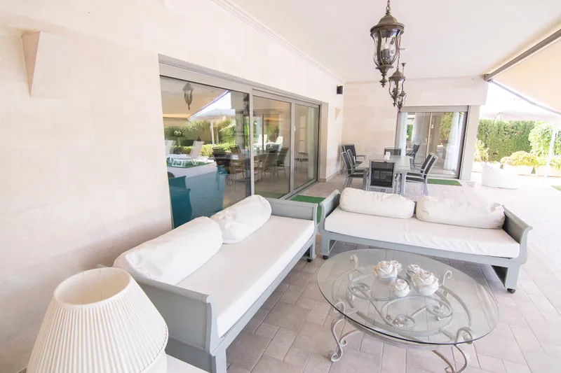 Villa with large pool terrace and vacation rental license in Marratxi, close to Palma — photo 3
