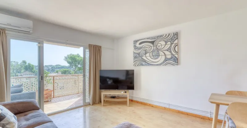 Portals Nous - 2 Bedroom Apartment With Sea Views — photo 4