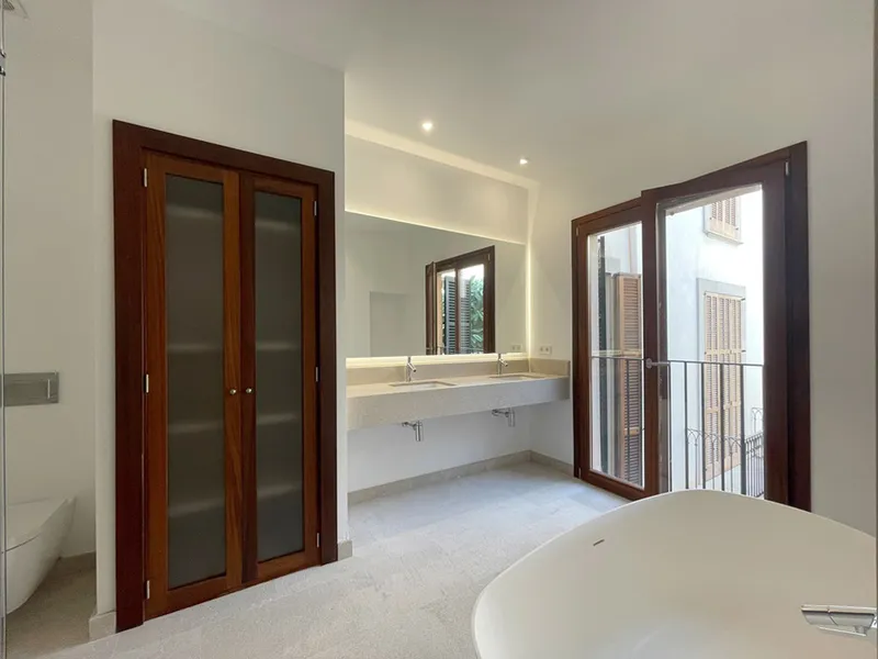 Elegant and representative luxury flat, 2 bedrooms and 3 bathrooms, in the Calatrava area of Palma's old town — photo 6