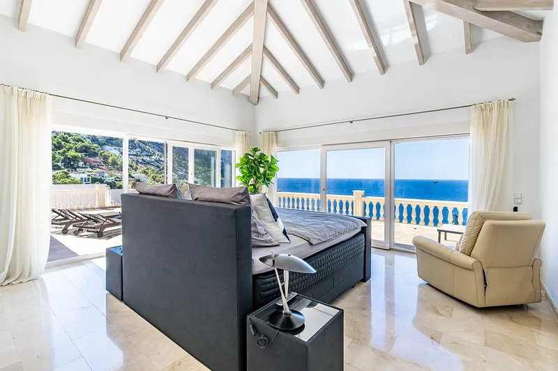 Villa with Guest Apartment for Sale in Port Andratx — photo 7