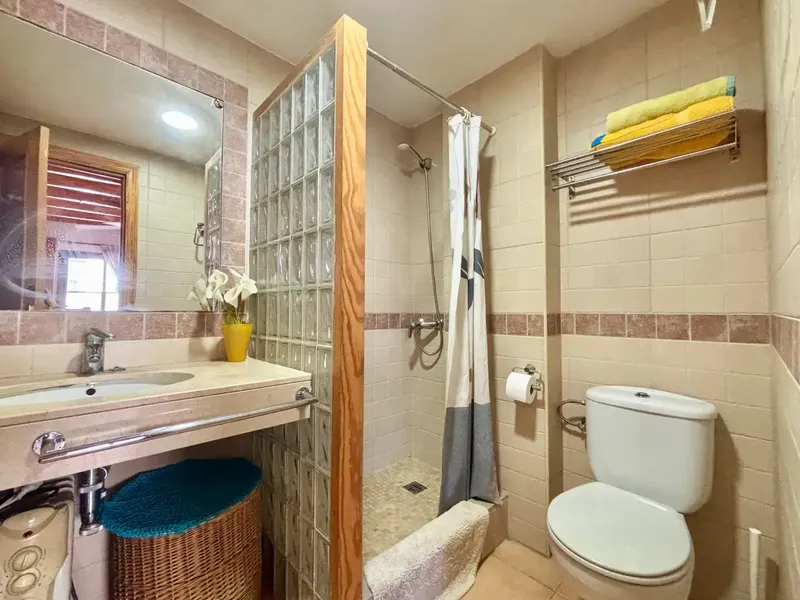 Unique opportunity! Cozy apartment with balcony and studio with terrace — photo 12