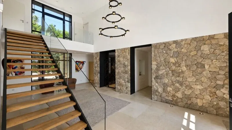 Impressive modern villa with rooftop sea views in Nova Santa Ponsa. — photo 4