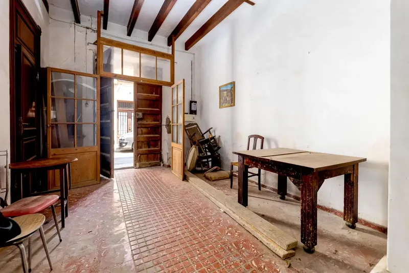 A property with character, space and many possibilities in the heart of Llucmajor — photo 3