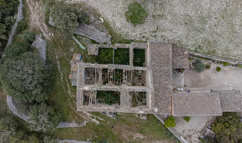 Historic estate to renovate — photo 2